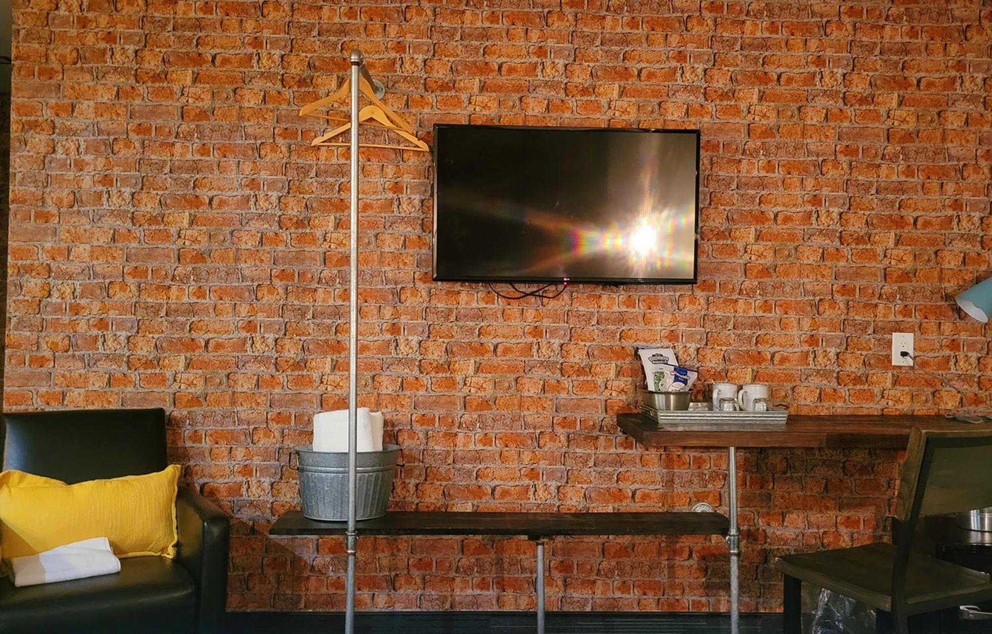 Heart & Hops Brewery Suites Kingsville Zewnętrze zdjęcie